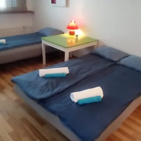 Apartman Luxurious Citycenter With Terrace View To The Mountain, Lake And Bridge. . *