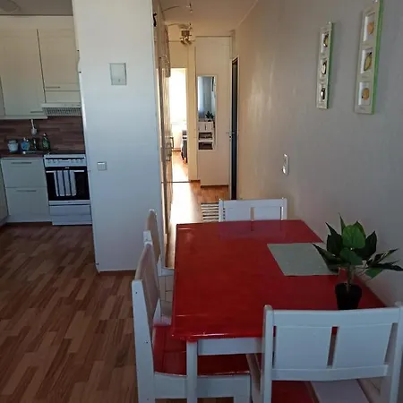 Luxurious Citycenter With Terrace View To The Mountain, Lake And Bridge. . Apartman