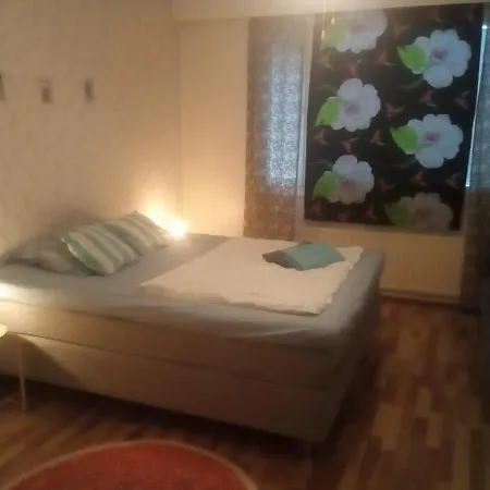 Luxurious Citycenter With Terrace View To The Mountain, Lake And Bridge. . Apartman